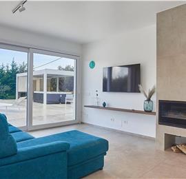 3 bedroom villa with infinity pool, jacuzzi & sauna, Castellammare del Golfo, sleeps 6